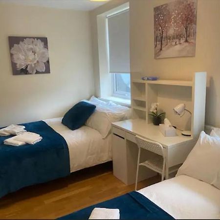 Cosy Private Rooms In Euston Square, Central Лондон Екстериор снимка